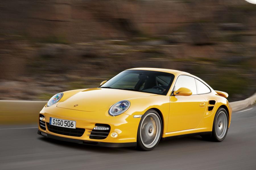  Porsche 911 Turbo 2010 года  (фото 5 из 8)